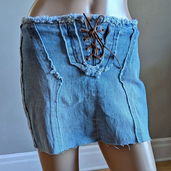 Vintage Y2K Lazer Jeans Micro Mini Skirt Denim Leather Lace Up Low Rise Size 3 - Picture 10 of 12